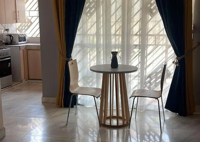 Cozy 1-Bed Apt With Pool & Gym In Najjera 2