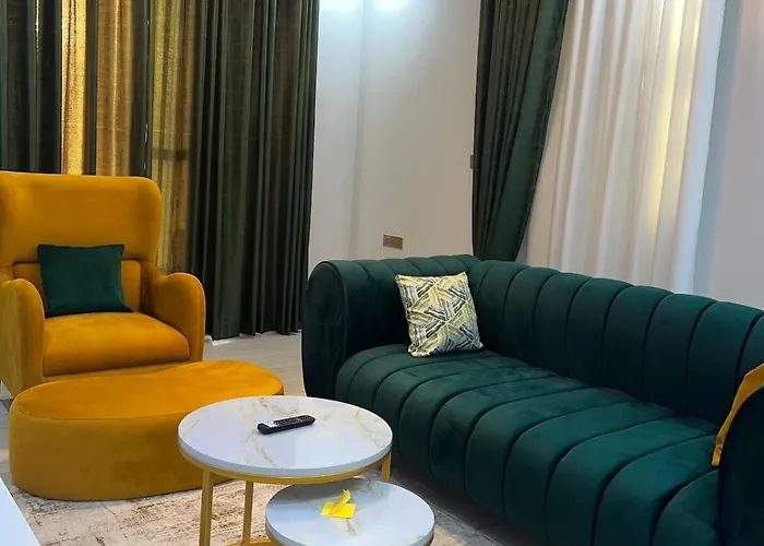 Entire Furnished Apartment Unit In Kira